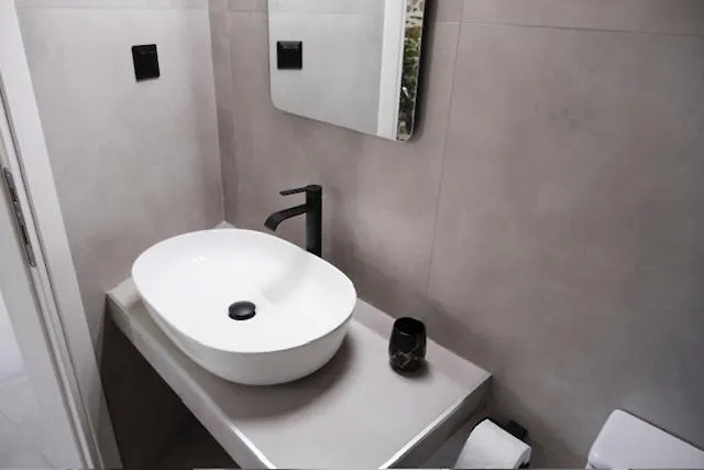 Διαμέρισμα Floran's Ερμούπολη